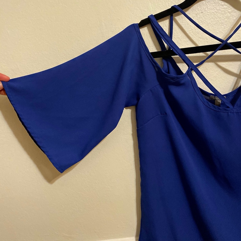 CHARLOTTE RUSSE BLOUSE 🌸🌸🌸 - Picture 2 of 5
